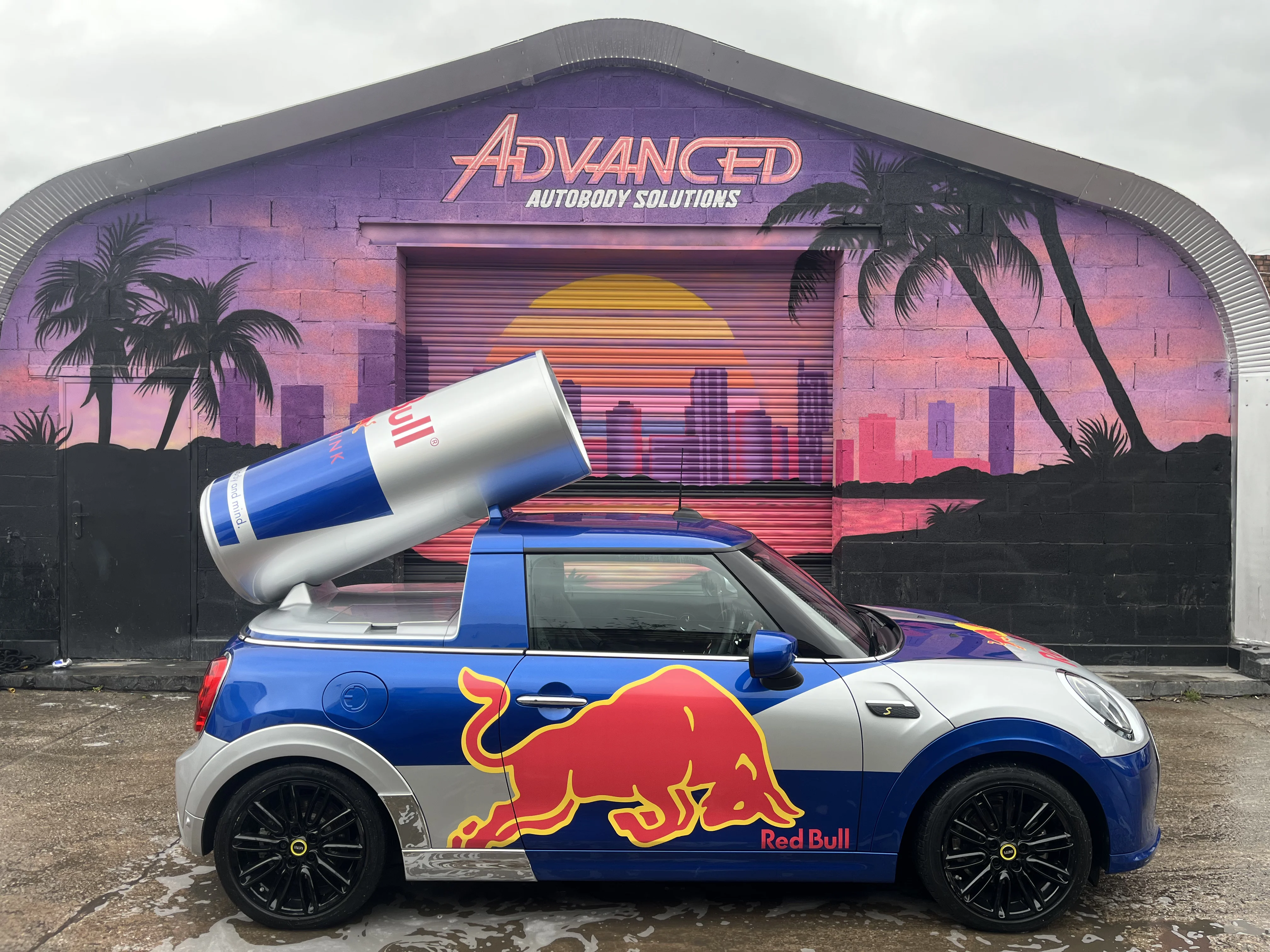 Paintless dent repair result on a vehicle side panel